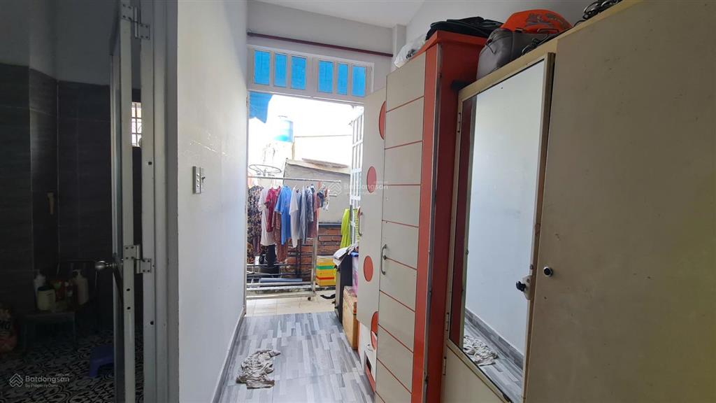 Bán nhà 1 trệt 1 lầu gần chợ phú xuân nhà đẹp, sổ hồng riêng, giá tốt