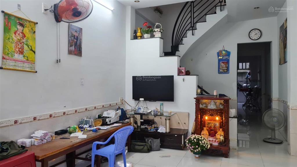 Bán nhà 1 trệt 1 lầu gần chợ phú xuân nhà đẹp, sổ hồng riêng, giá tốt