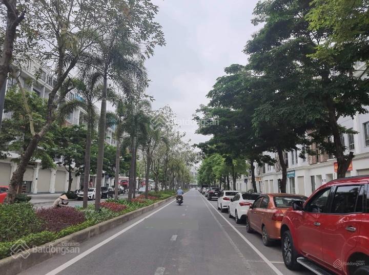 Bán căn shophouse 99m2 mặt đại lộ hoàng mai