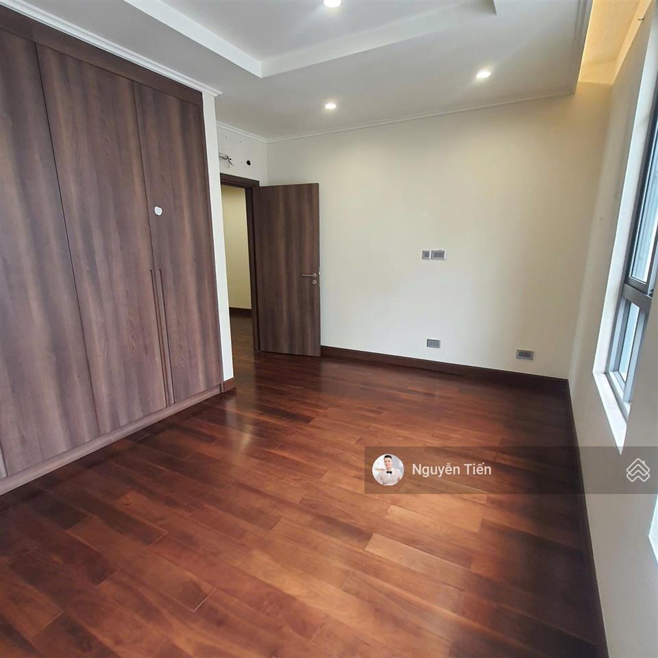 Bán đất mặt đường bãi dài đối diện xanh villas