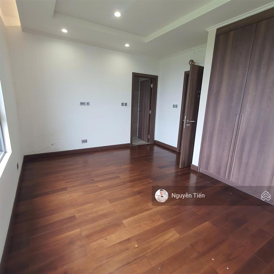 Bán đất mặt đường bãi dài đối diện xanh villas