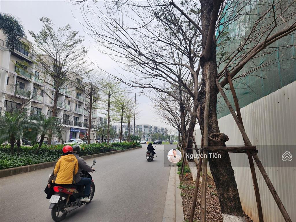 Bán căn shophouse góc 130m2 ngay cạnh chung cư dễ kinh doanh