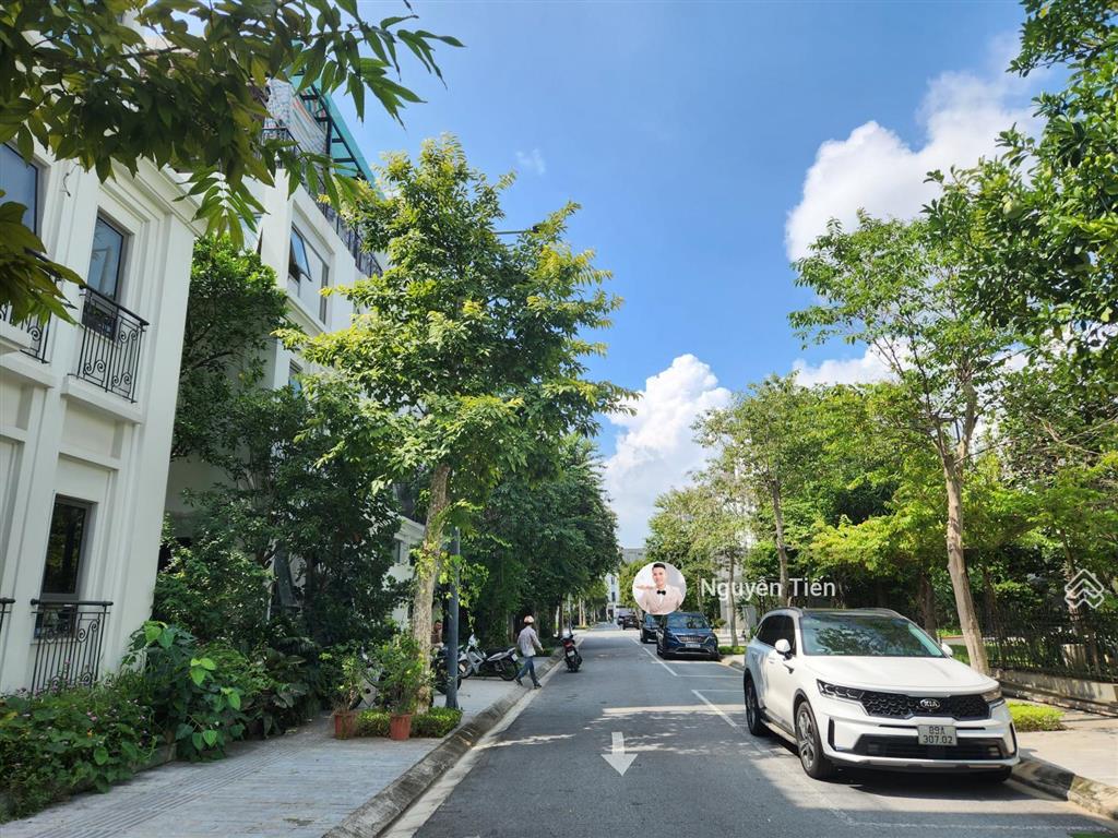 Bán căn biệt thự siêu đẹp 160m2, đầy đủ nội thất