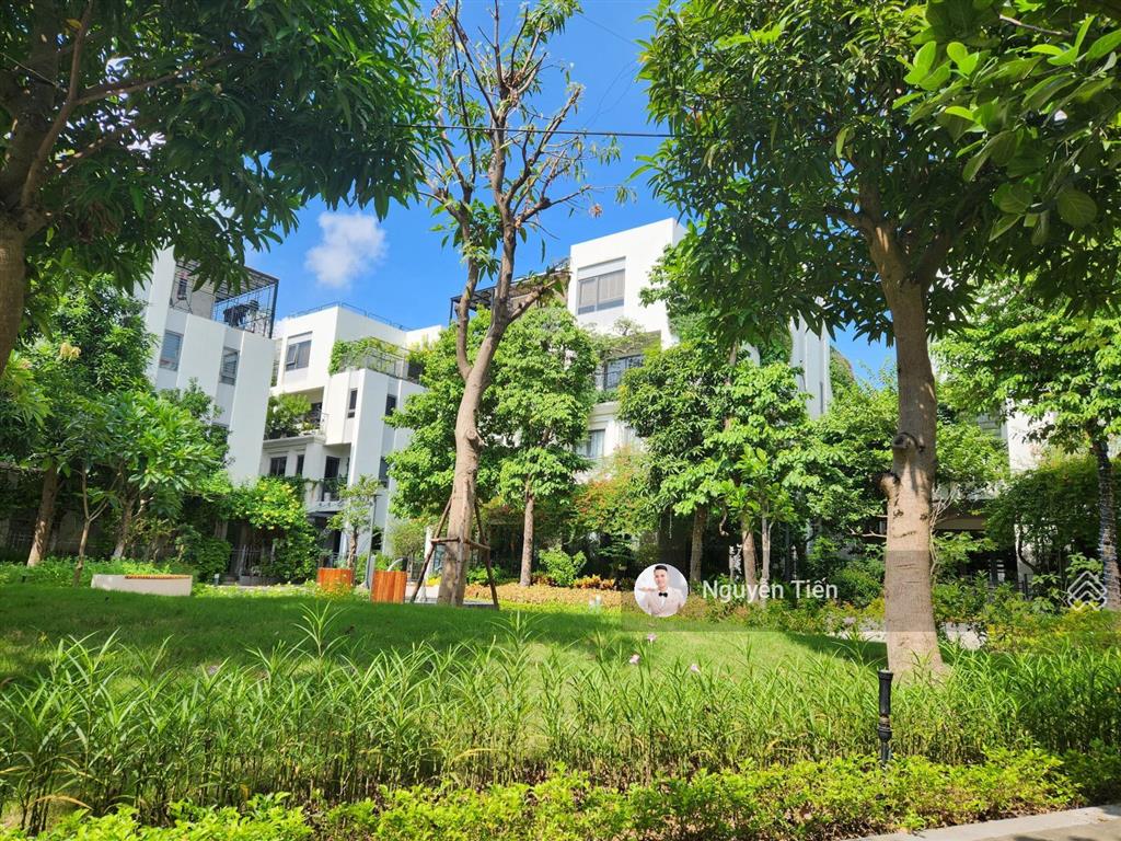 Bán căn biệt thự siêu đẹp 160m2, đầy đủ nội thất