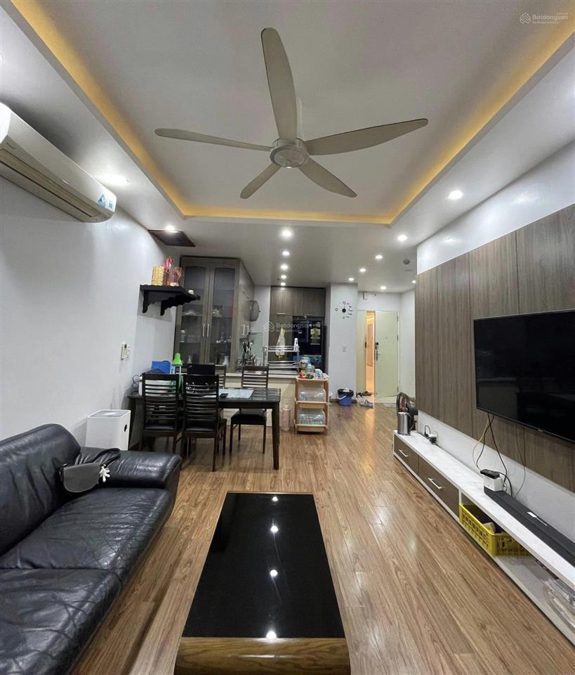 Chính chủ gửi bán căn hộ usilk city, diện tích 94m2, tầng trung 1x, bc đông nam, cần bán gấp 6,35tỉ