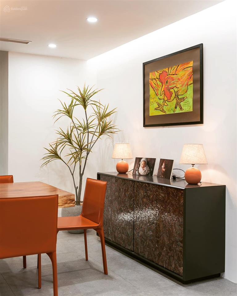 Chính chủ cho thuê biệt thự starlake tây hồ tây 222.8m2 đầy đủ nội thất 55tr/tháng. 0964 570 ***