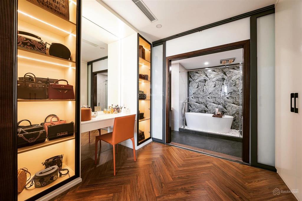 Chính chủ cho thuê biệt thự starlake tây hồ tây 222.8m2 đầy đủ nội thất 55tr/tháng. 0964 570 ***