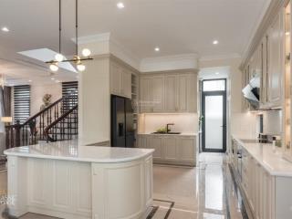 Cần cho thuê biệt thự song lập 150m2 tại vinhomes green bay mễ trì full đồ chỉ xách vali vào ở