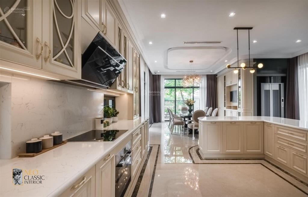 Cần cho thuê biệt thự song lập 150m2 tại vinhomes green bay mễ trì full đồ chỉ xách vali vào ở