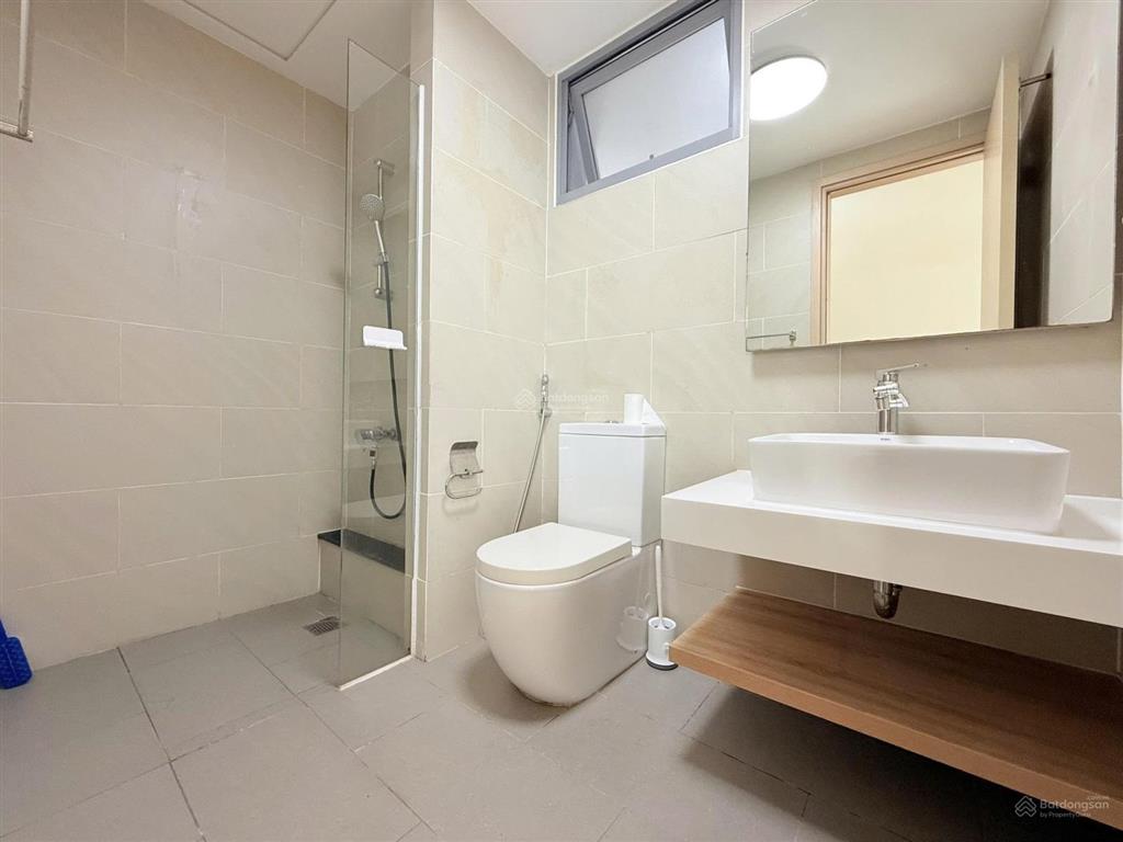 Cho thuê căn hộ 3pn palm heights căn góc, nội thất cơ bản, view không chắn