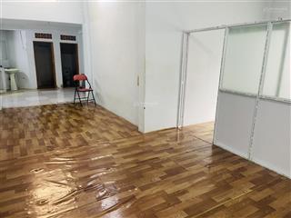 Cho thuê nhà nguyên căn  hẻm 258 cách mạng tháng 8, phường 10, quận 3
