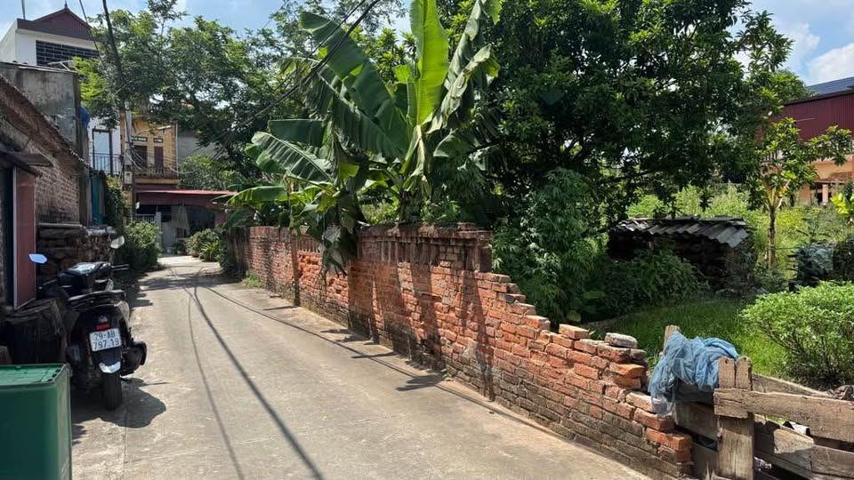 BÁN ĐẤT TẠI PHƯỜNG XUÂN LÂM, GIÁ 2,77 TỶ, 74 M2 ĐƯỜNG 4M Ô TÔ THÔNG - CẠNH KĐT HỒNG HẠC