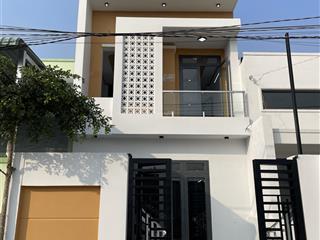 Nhà bình lợi giáp tân phong biên hoà thổ cư 100%. 1 lầu 1 trệt 4,5x25m gọi ngay để có giá tốt ạ