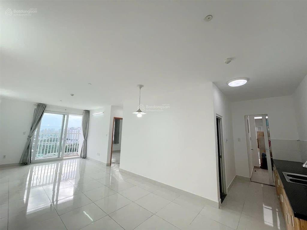 Cần chuyển nhượng căn 2pn2wc 68m2 chung cư tara residence đã có sổ hồng chỉ 3ty
