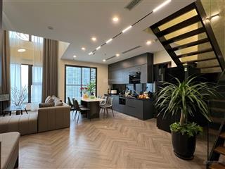 Cần bán căn hộ đặc biệt mezza 2 tầng khu sky oasis ecopark dt 120m2 cực hiếm  0913 969 ***