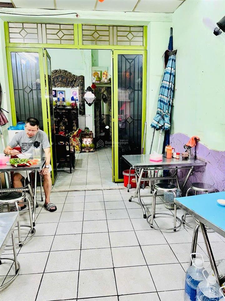 Bán gấp nhà 2 lầu mặt tiền ở phú nhậu ngay ngã tư, giá 11tỷ5 có tl, phù hợp kinh doanh buôn bán