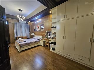 Hơn 10tỷ  biệt thư chính chủ cần bán 7x14 trệt 3 lầu hẻm thông 8m cực víp