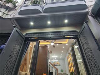 Hơn 3 tỷ nhà trệt 2 lầu 4pn đường phan huy ích p12 go vấpxây dựng mới 100%. sát siêu thị emart