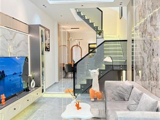 Nhà sát chợ  đường số 51  p.14 gò vấp dt  3,2 x 16 trệt lầu 3 pn, 2tolet, sân thượng