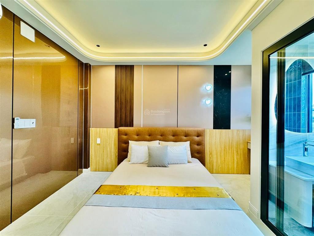 Nhà phố cao cấp có thang máy xe hơi ngủ trong nhà  đường phan huy ích, p14, gò vấp, 4x15m