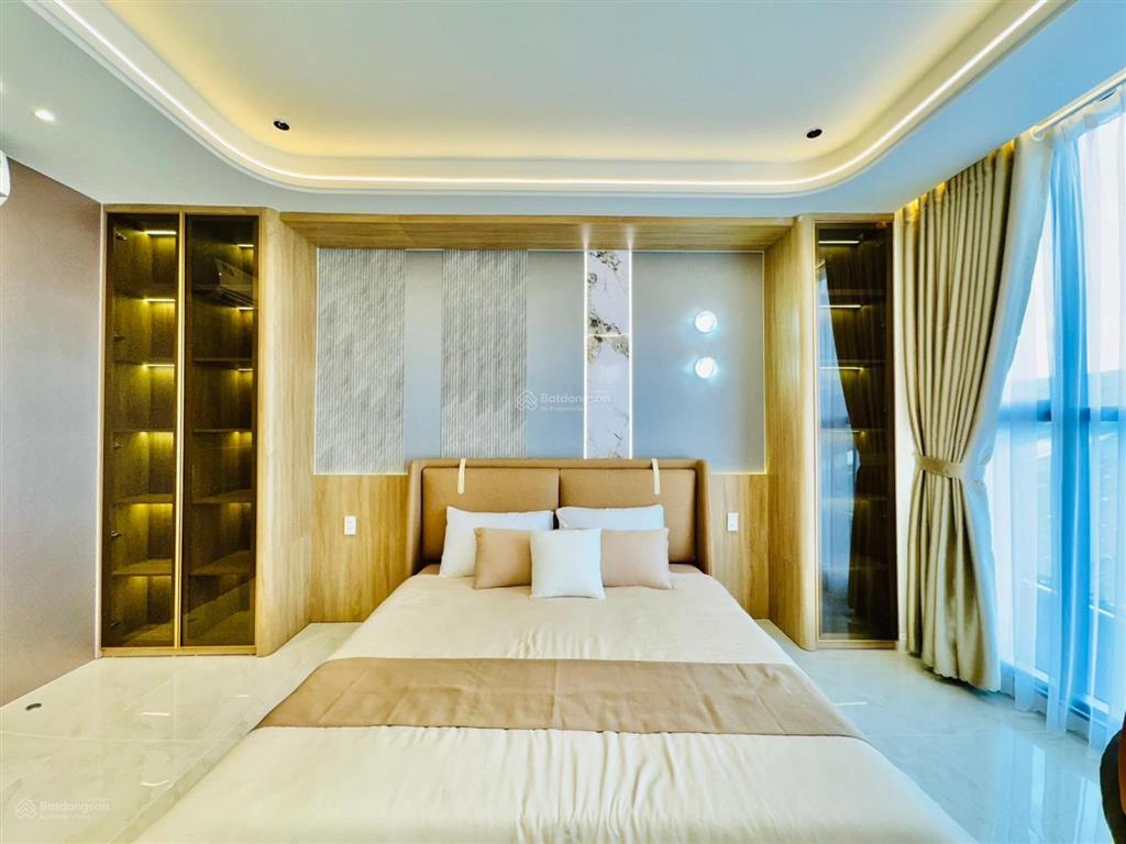 Nhà phố cao cấp có thang máy xe hơi ngủ trong nhà  đường phan huy ích, p14, gò vấp, 4x15m