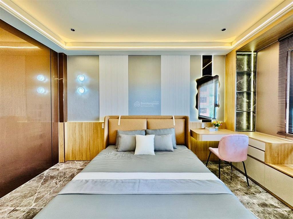 Nhà phố cao cấp có thang máy xe hơi ngủ trong nhà  đường phan huy ích, p14, gò vấp, 4x15m