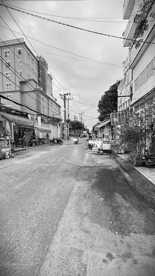 Bán đất tặng dãy nhà trọ nguyễn văn quá q12 bán dãy trọ 5 x 30 hiện có 10 phòng giá hơn 8tỷ x..