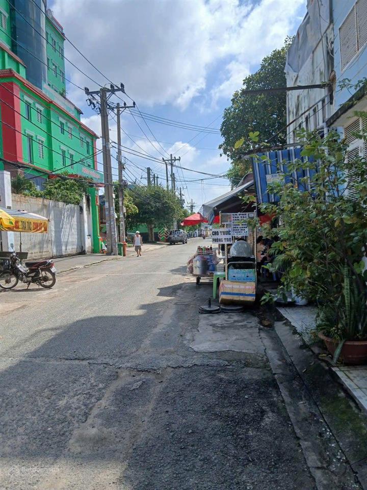 Bán đất tặng dãy nhà trọ nguyễn văn quá q12 bán dãy trọ 5 x 30 hiện có 10 phòng giá hơn 8tỷ x..