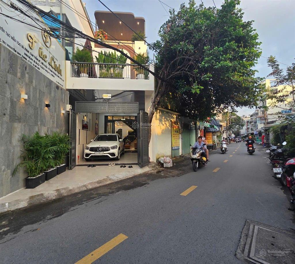 Siêu phẩm mặt tiền buôn bán kinh doanh gần siêu thị emart  đường nguyễn duy cung  p12 gò vấp