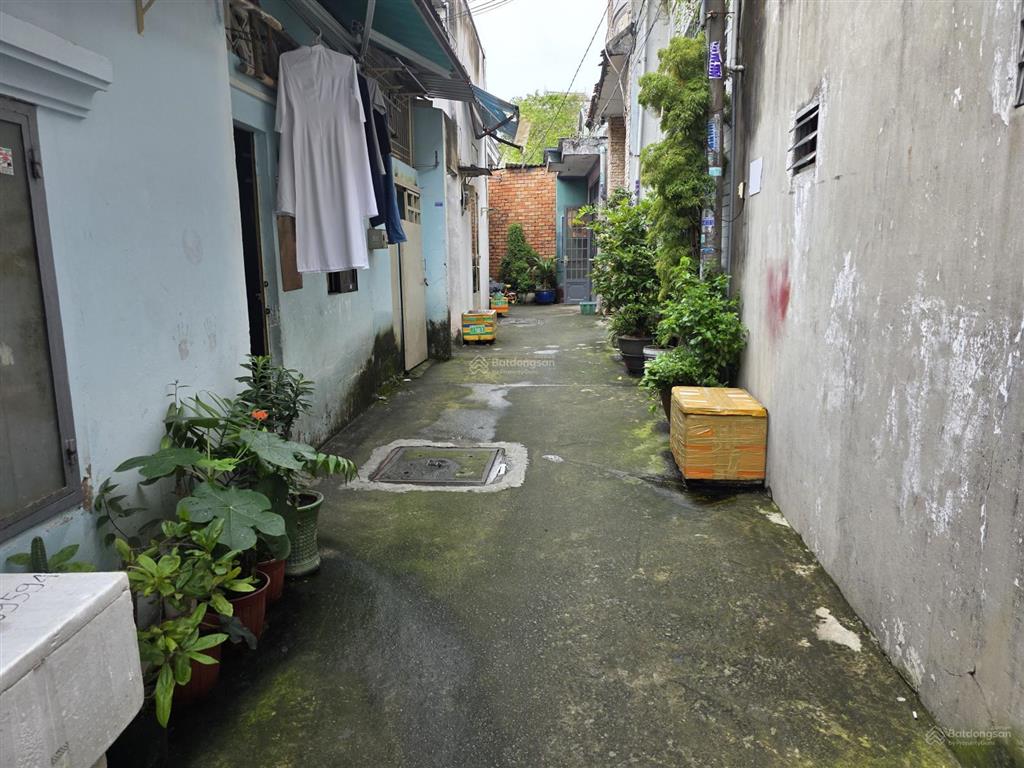 Bán nhà cấp 4 ttn08 đường phan văn hớn q12 dt  5.7 x 11 hẻm 3m sạch sẽ giá 3ty9