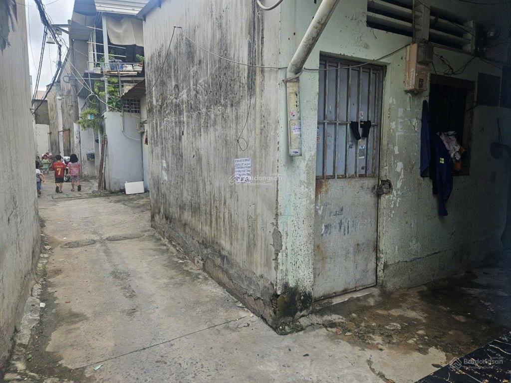 Quá thơm, quá rẻ, dt 5,2 x 15m, nhà nát nguyễn văn quá, q12, giá 3tỷ7.  0909 677 *** thanh hiền