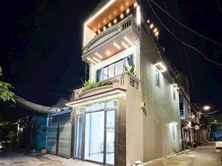 Siêu phẩm nhà phố hẻm xe hơi thông gần siêu thị emart đường bùi quang là  p.12gò vấp