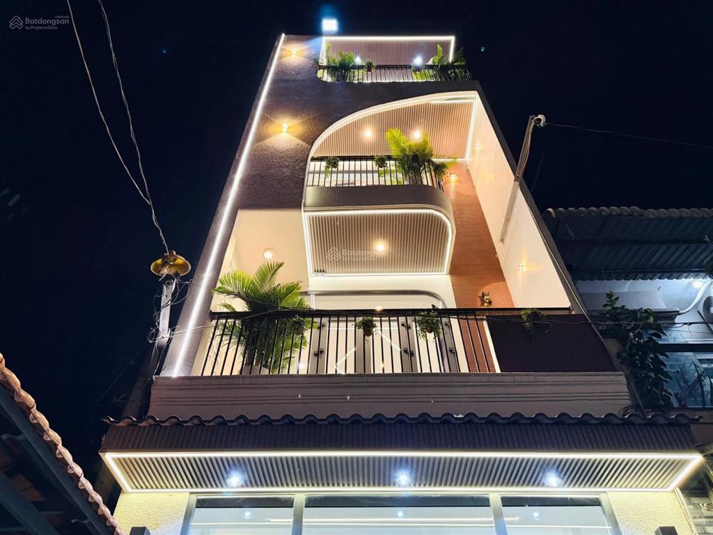 Siêu phẩm nhà phố cực rẻ 4x17m, trệt 3 lầu hẻm xe hơi. đường quang trung  p8  gò vấp