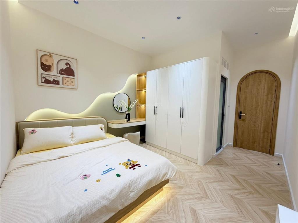 Căn nhà phố đẹp mê ly có 3pn hẻm 1 trục đường phạm văn chiêu  p.tth (p.9gò vấp