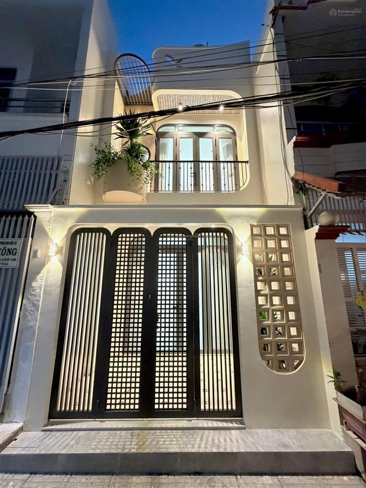 Căn nhà phố đẹp mê ly có 3pn hẻm 1 trục đường phạm văn chiêu  p.tth (p.9gò vấp