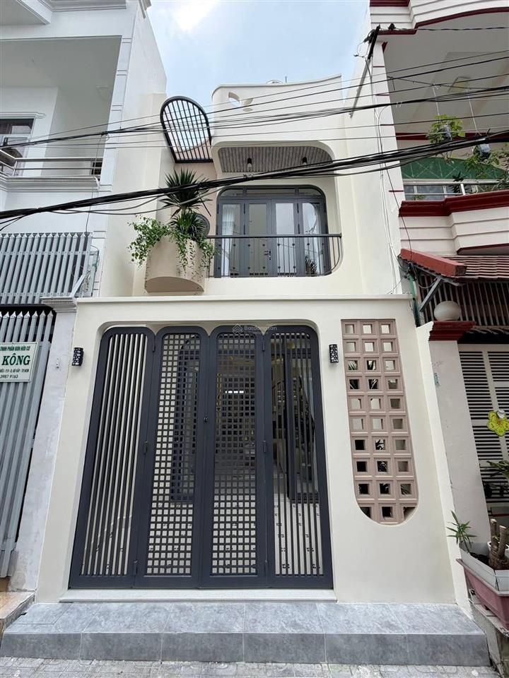 Căn nhà phố đẹp mê ly có 3pn hẻm 1 trục đường phạm văn chiêu  p.tth (p.9gò vấp