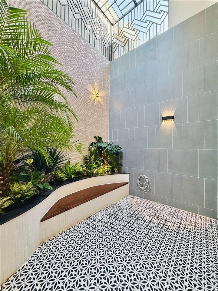 Siêu phẩm luxury đẹp quên cả người yêu cũ 1 trục đường lê văn thọ, p9, gv, dt 4 x 24m trệt 5 lầu