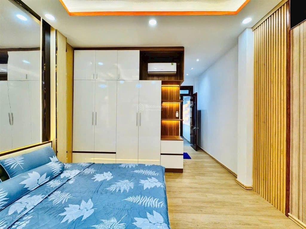 Nhà rẻ đẹp hẻm xe hơi sát ga t3  chợ tân sơn đường nguyễn tư giản f12 gò vấp 4x17 trệt 2 lầu 4pn