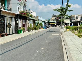 Đất đẹp  hẻm nhựa thông 10m khu vip gần ngã tư ga. dt 4m x 20m  80m2 thổ cư  giá tốt quận 12