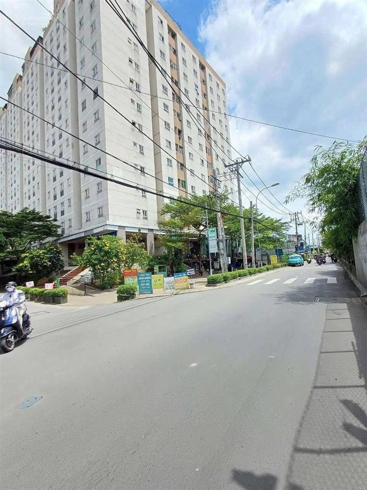 Còn 2 lô giá tốt hẻm nhựa 10m khu vip ngay chung cư thạnh lộc sát ngã tư ga. dt 4.1m x 19.4m