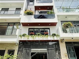 Nhà phố cao cấp hẻm thông 12m ngã tư ga.dt. 5m x 12m  1 lửng 3 lầu full nội thất. gần nguyễn oanh