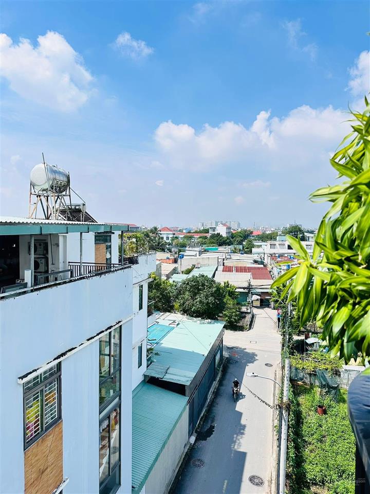 Nhà 1 lửng 3 lầu mặt tiền kinh doanh tl37 full nội thất cao cấp  đường nhựa 12m khu kinh doanh tốt