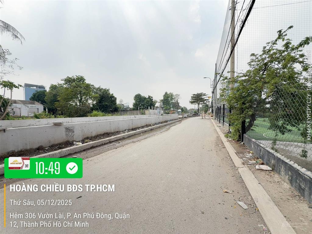 Lô góc 2 mặt tiền hẻm 6m sát cầu sắt an phú đông.dt. 8.33m x 11m  86.5m2 thổ.giá tốt nhất vườn lai