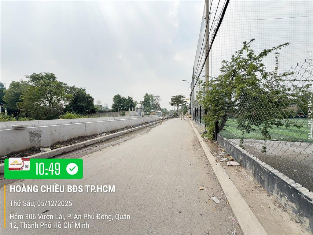 Lô góc 2 mặt tiền hẻm 6m sát cầu sắt an phú đông.dt. 8.33m x 11m  86.5m2 thổ.giá tốt nhất vườn lai