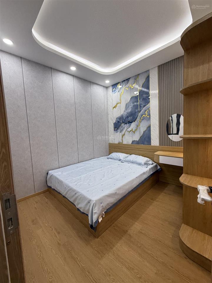 Nhà 1 lầu xây mới 3pn full nội thất cao cấp. dt. 4m x 14m  giá tốt  gần chợ đường  hà huy giáp