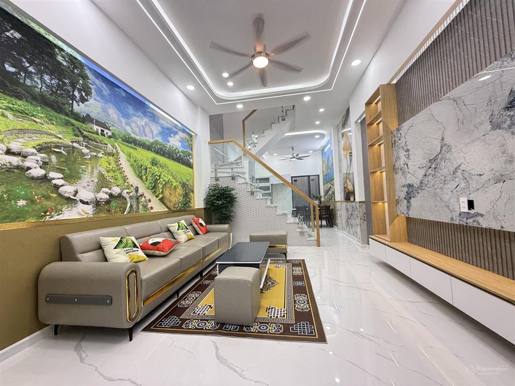 Nhà 1 lầu xây mới 3pn full nội thất cao cấp. dt. 4m x 14m  giá tốt  gần chợ đường  hà huy giáp