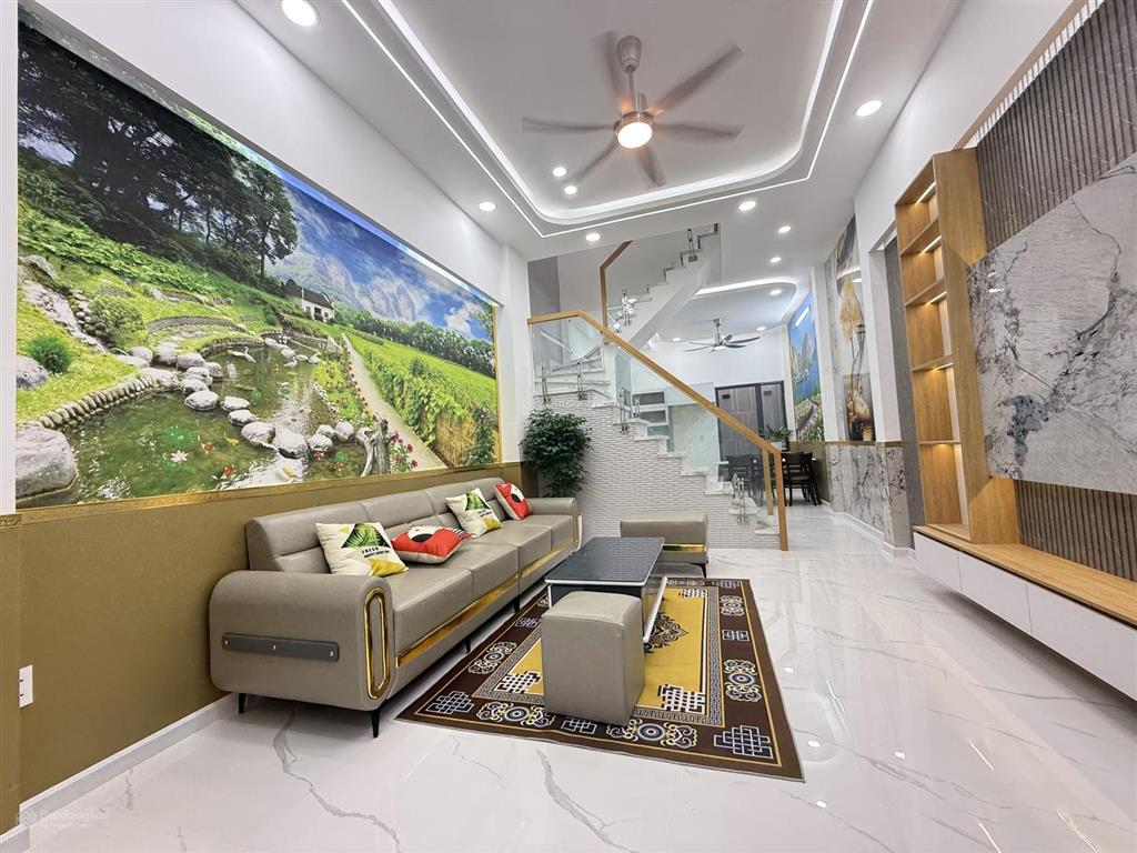 Nhà 1 lầu xây mới 3pn full nội thất cao cấp. dt. 4m x 14m  giá tốt  gần chợ đường  hà huy giáp