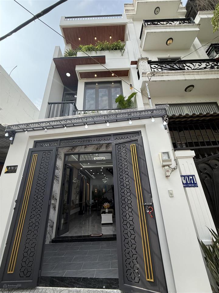 Nhà mới 2 lầu full nội thất cao cấp hẻm thông 7m sát tô ngọc vân gần thống nhất gò vấp. dt 4mx13.5m