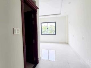 Bán tòa nhà 7 tầng, 2 mt đường tân sơn  phạm văn bạch, p15, tb  0937 843 ***