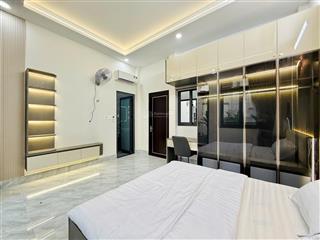 Biệt thự 4 tầng, thang máy full nội thất, đường phạm văn bạch, sân golf  nhà ga t3, q. tân bình